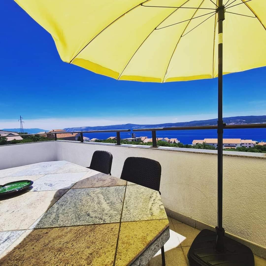 Apartments Lujic Crikvenica Exterior foto